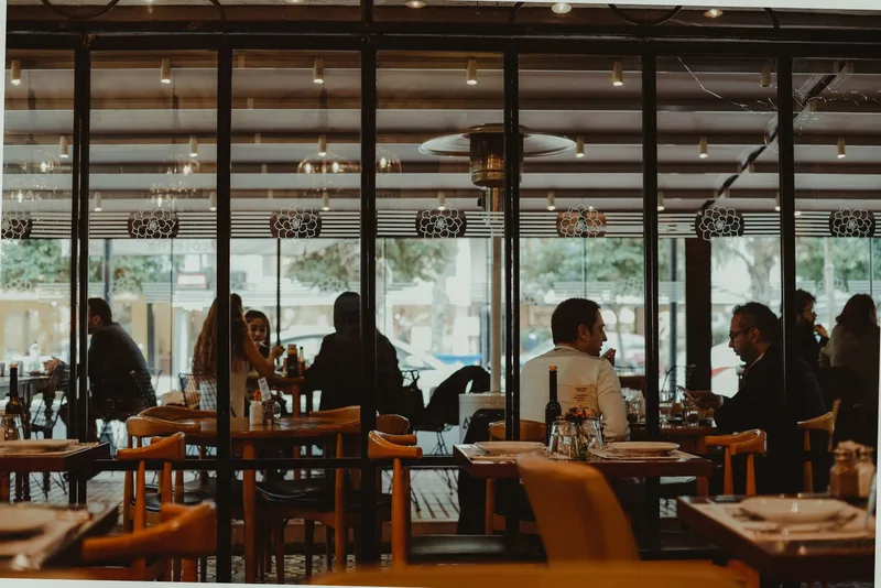 A dining table representing restaurants in Asunción