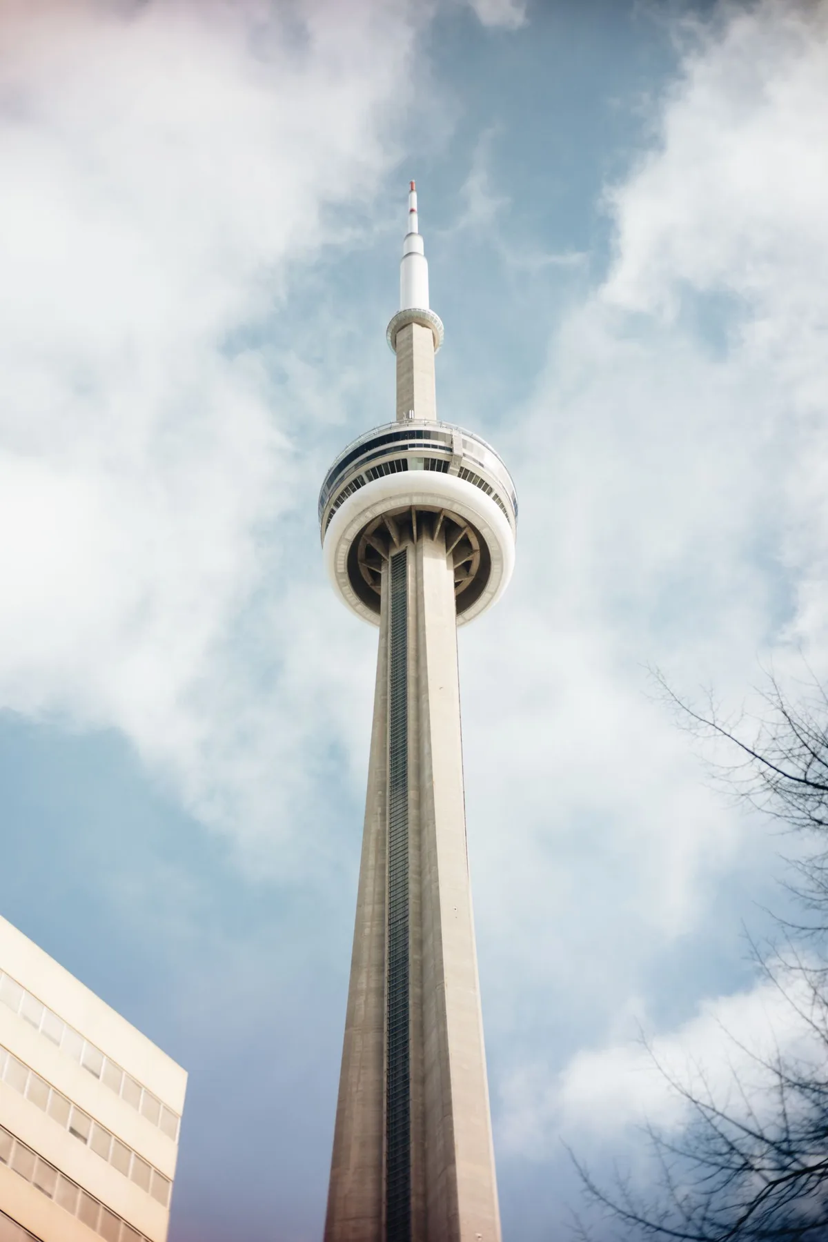 Canada Departure Tax: The Bill for Leaving in 2026