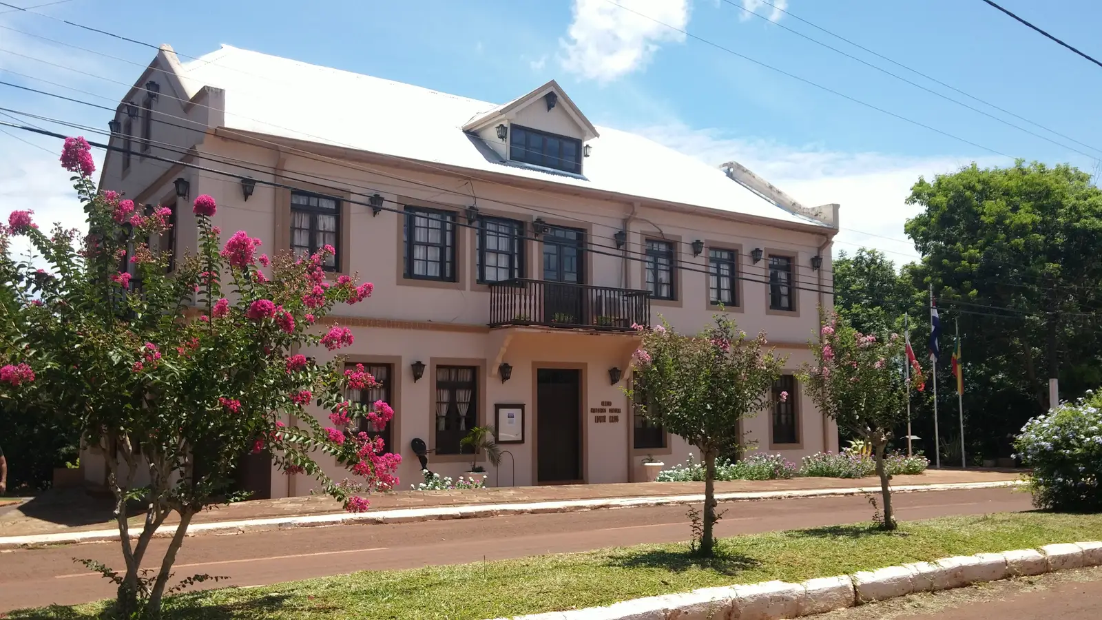 Expat Community in Paraguay: How to Find Your People