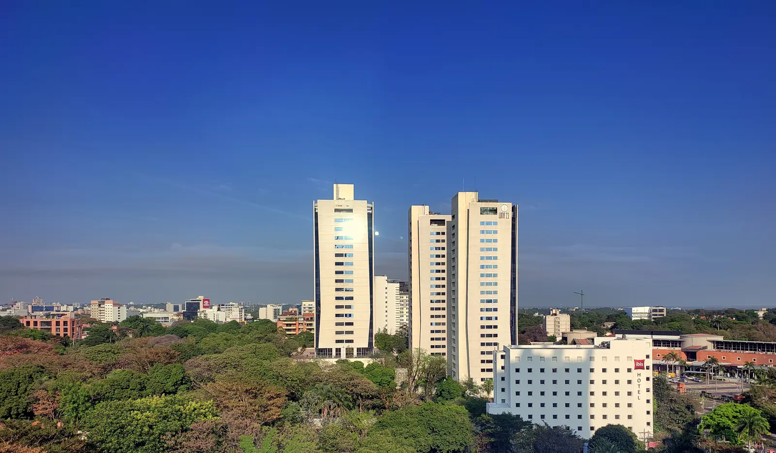 The World Trade Center towers in Asunción, where many service companies behind Investor Pass applications rent their offices